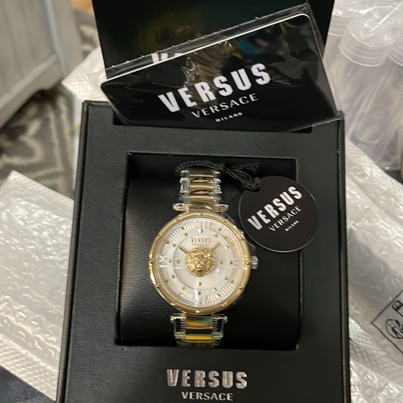 BNIB Men’s Versus Versace Watch - Picture 3 of 4
